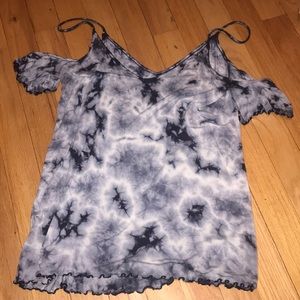 American Eagle cold-shoulder tank top